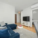 Rent like home - Gwiaździsta 20